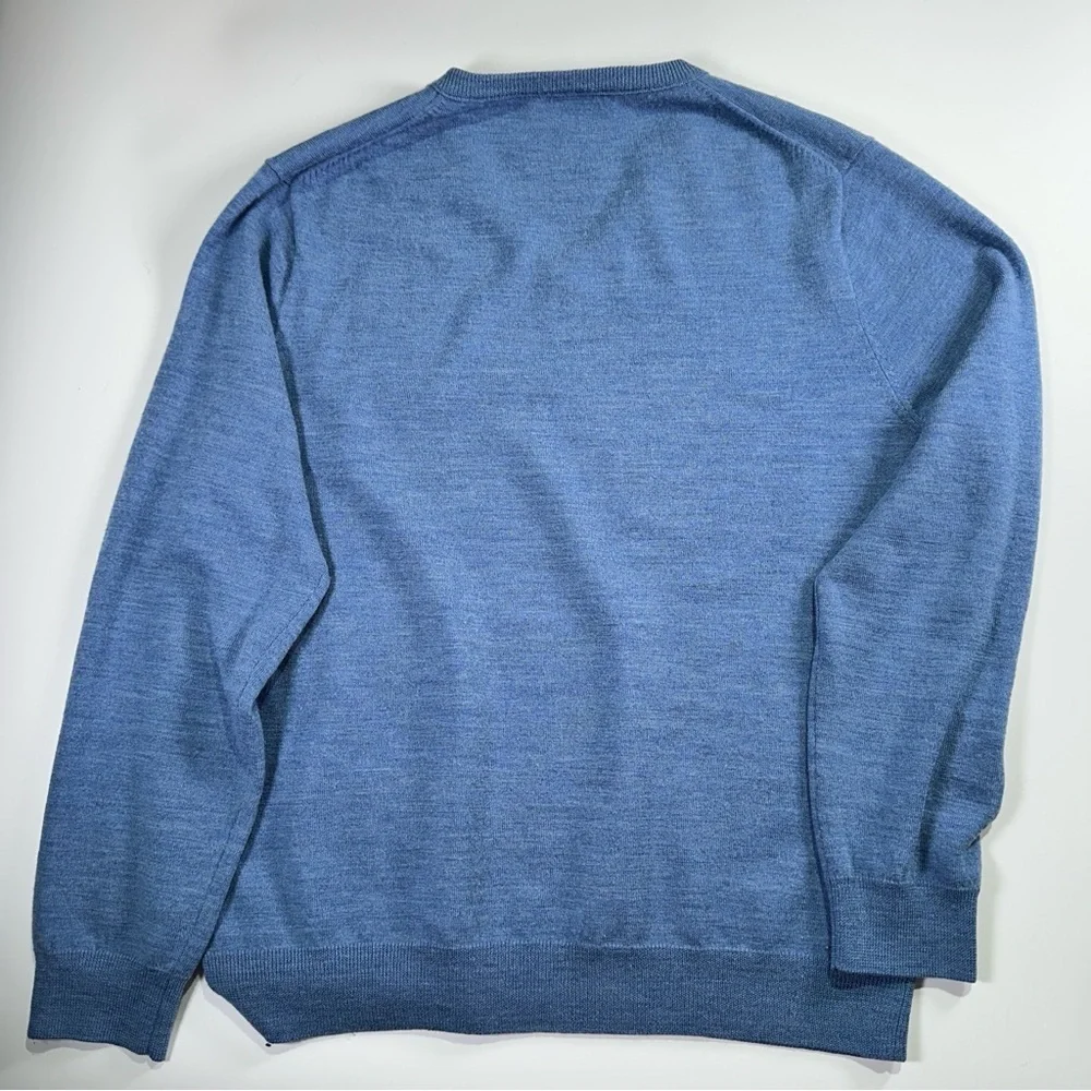 J Crew merino wool essential V neck lightweight sweater L blue